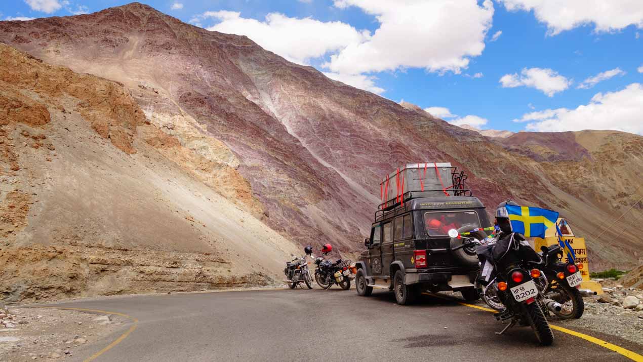LADAKH TOUR BY ROAD WITH HIMALAYAN ECOTOURISM