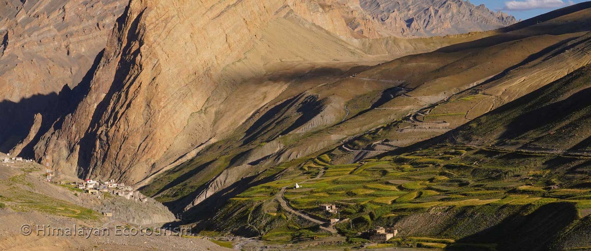 Le village de Photoksar