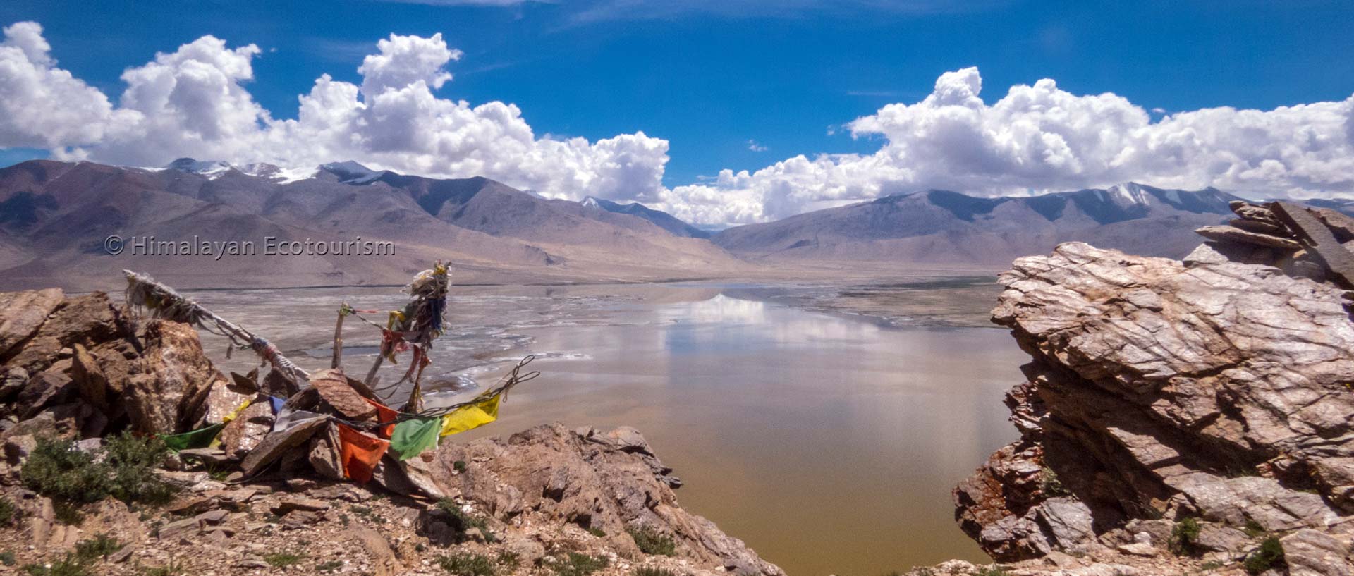 Beautiful Photos of Life in the Mystical Moonland of Ladakh, India