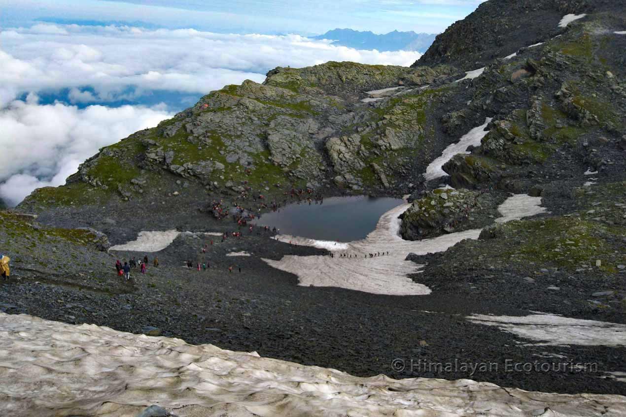 Trek des lacs Mehal Naag et Janu Tala - Pèlerins au lac