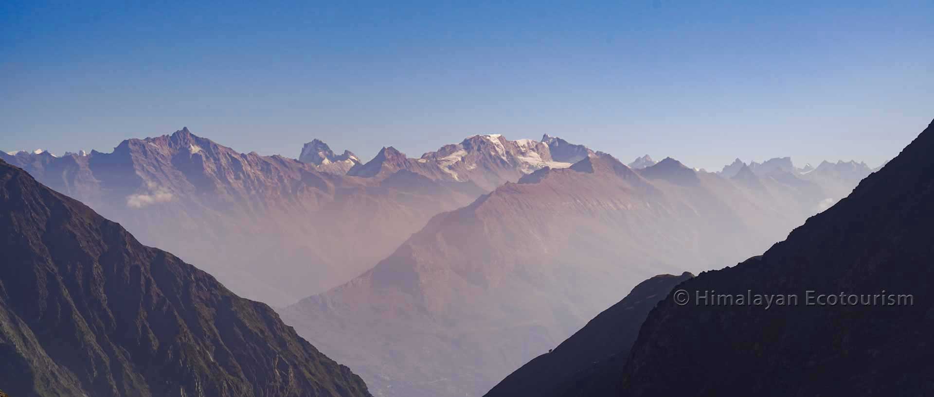 The Pangi valley seen from the Sach pass