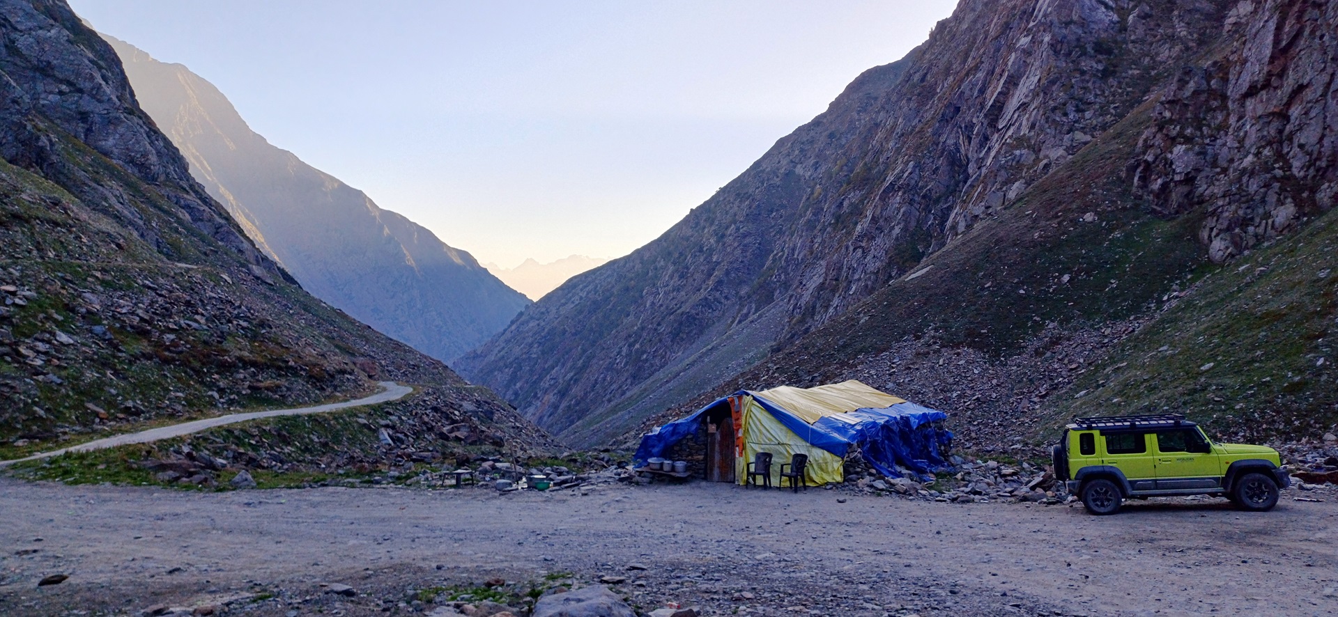 Un dhaba avant le col de Sach dans la vallée de Pangi