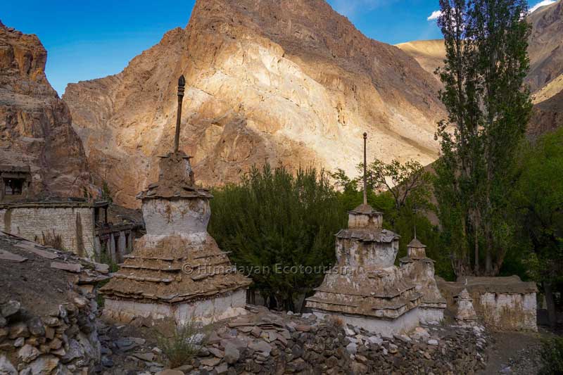 Stupas au village de Tar, Ladakh