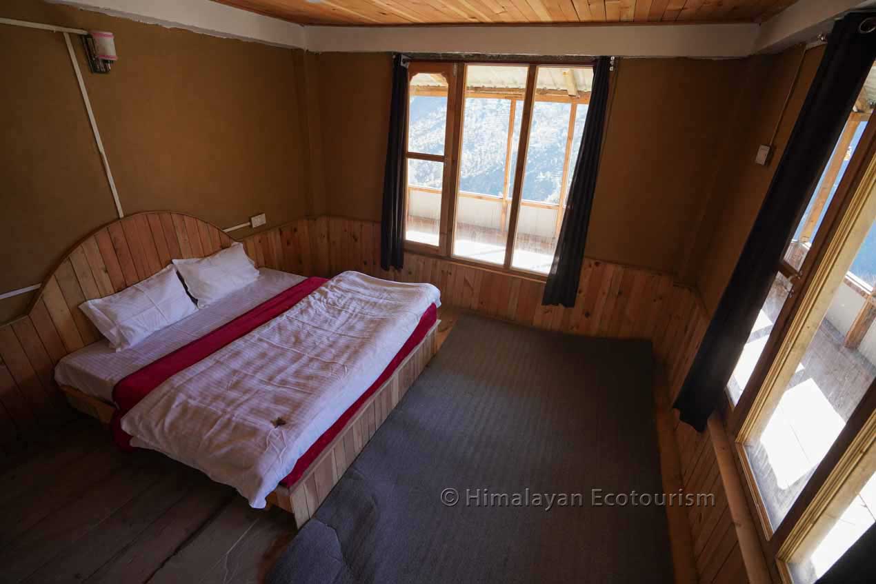Comfortable rooms - Homestay in the Tirthan Valley